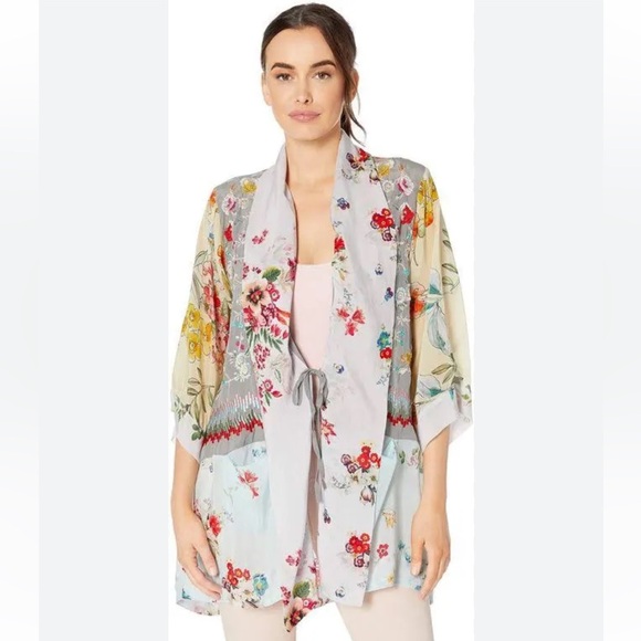 Johnny Was Tops - Johnny Was Pastel Floral Silk Kimono Size‎ Small